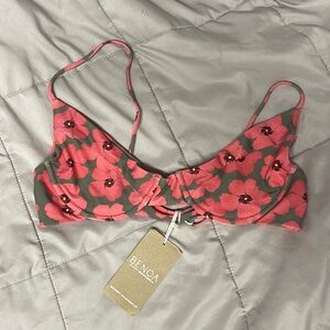 BENOA Swim || BNWT Hau top in shea style.     (runs very small)